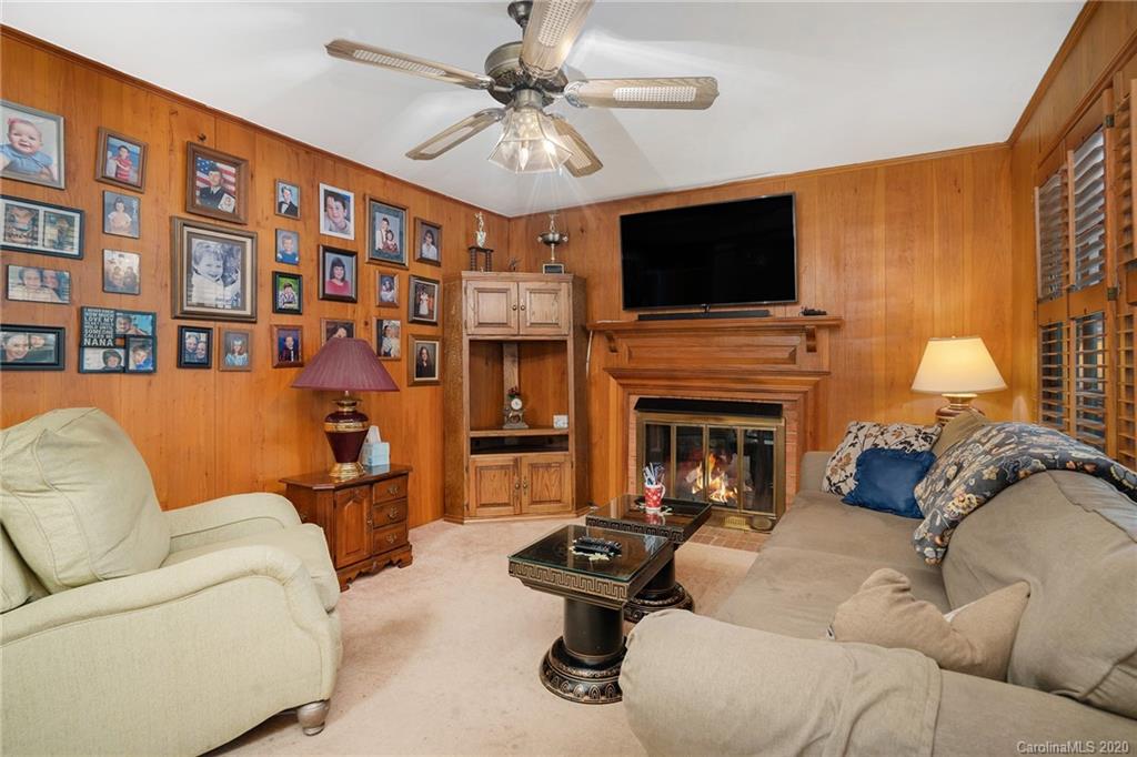 3220 Spring Valley Road Charlotte, NC 28210 - Photo 8 of 29 Gallery Image 8
