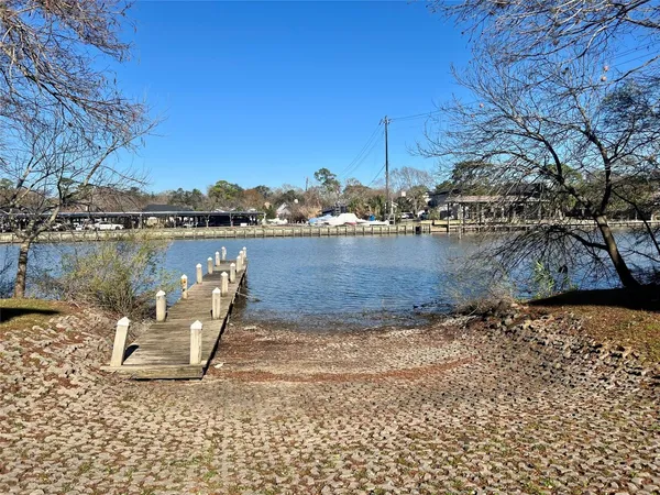 $1,375 | 18617 Egret Bay Boulevard, Unit 1001, Webster, TX 77058