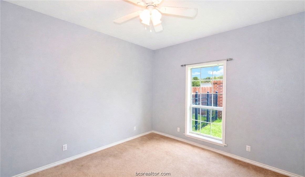 808 Timber Lane Caldwell, TX 77836 - Photo 12 of 18