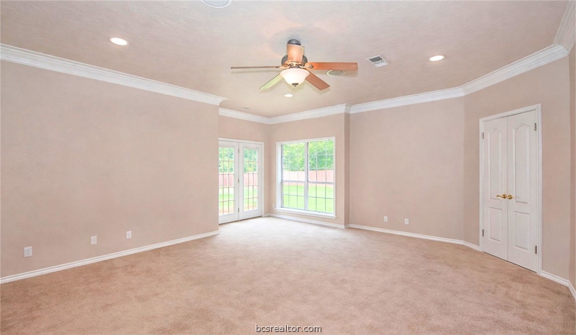 808 Timber Lane Caldwell, TX 77836 - Photo 8 of 18