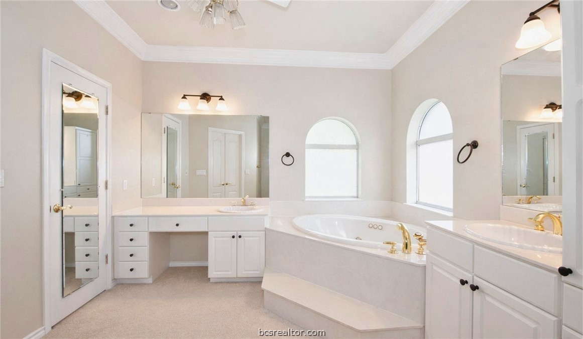 808 Timber Lane Caldwell, TX 77836 - Photo 9 of 18