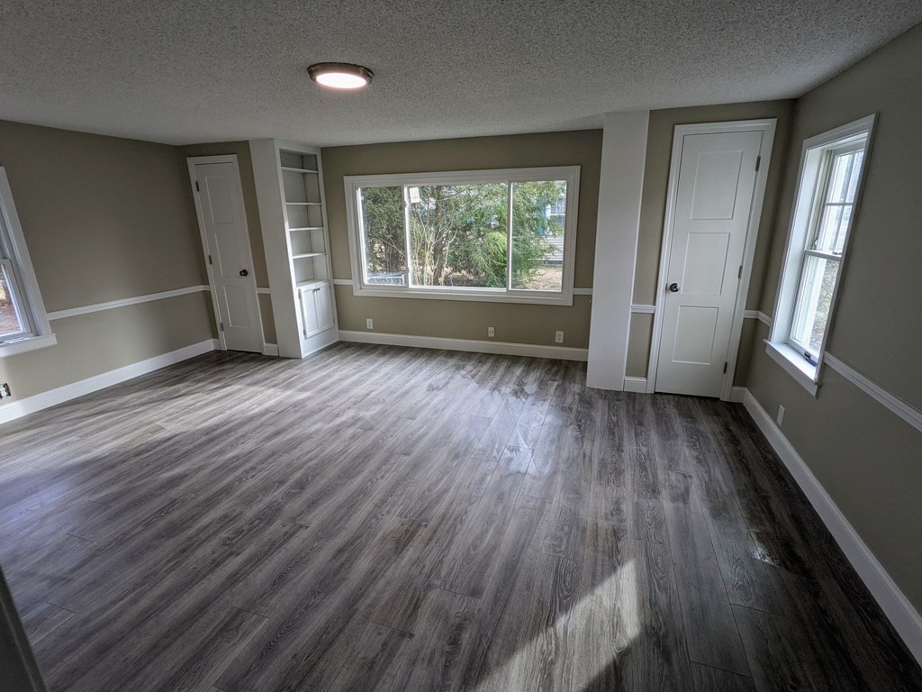 79 Hazardville Road Longmeadow, MA 01106 - Photo 6 of 16