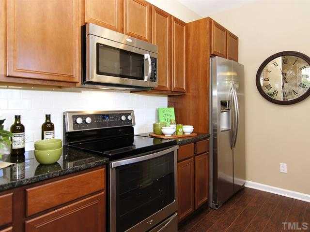 2446 Wickham Ridge Road Apex, NC 27539 - Photo 10 of 20
