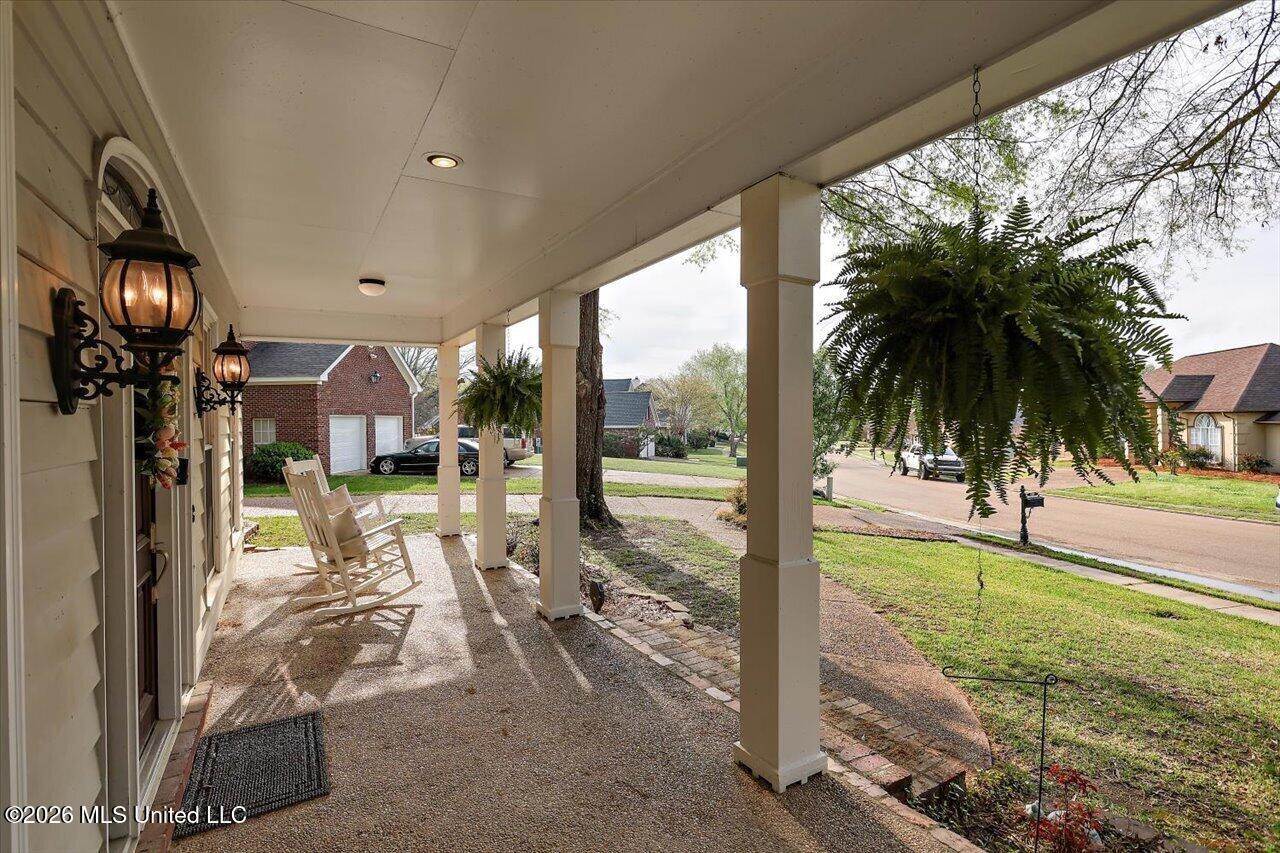481 Bellechase Place Madison, MS 39110 - Photo 4 of 46 06-481 Bellechase Pl