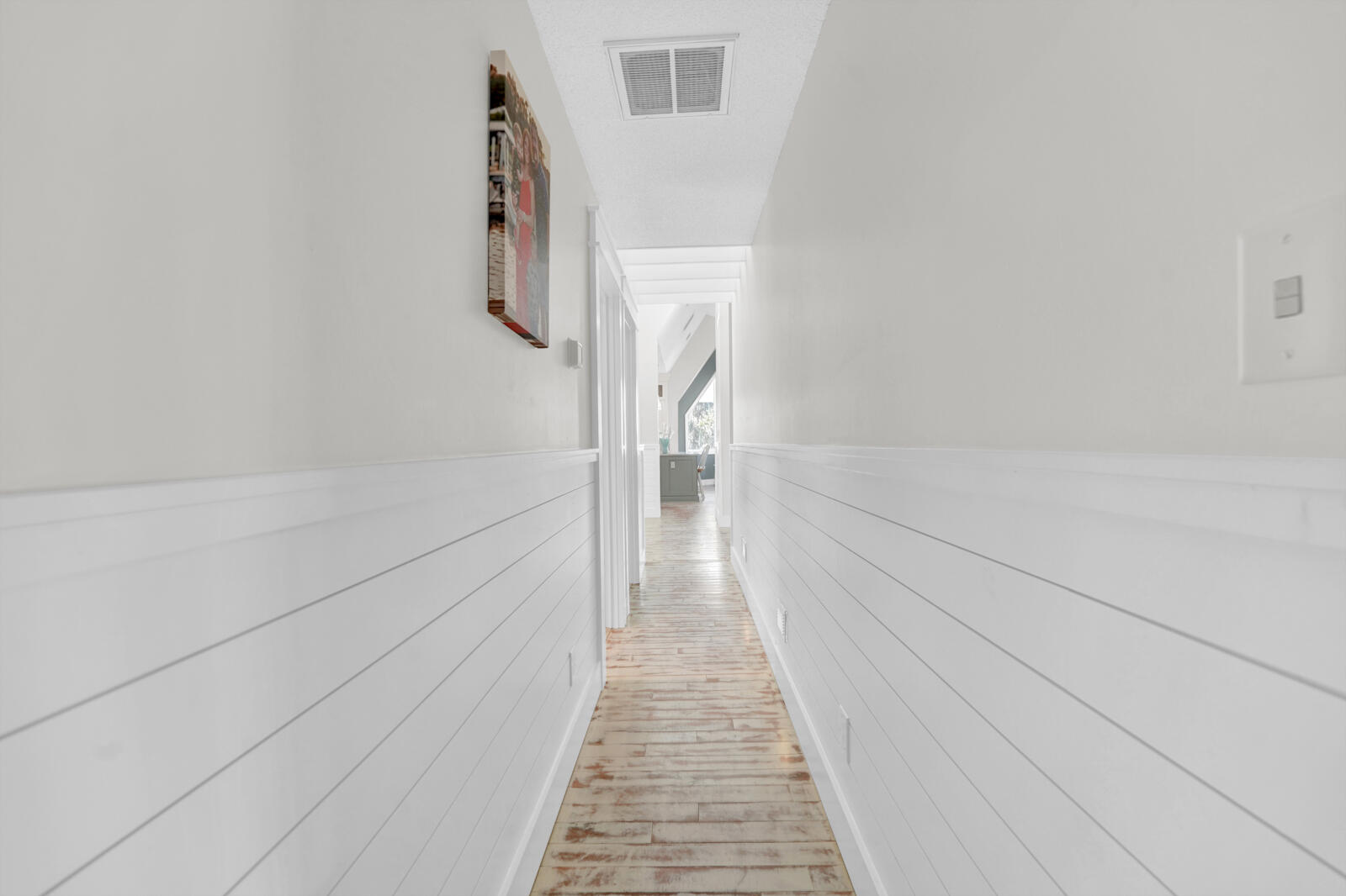 1020 Bay Grove Road Freeport, FL 32439 - Photo 26 of 71 Hallway