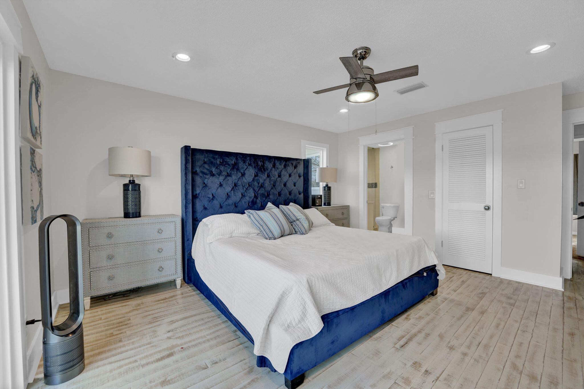1020 Bay Grove Road Freeport, FL 32439 - Photo 35 of 71 a bedroom with a bed and a dresser