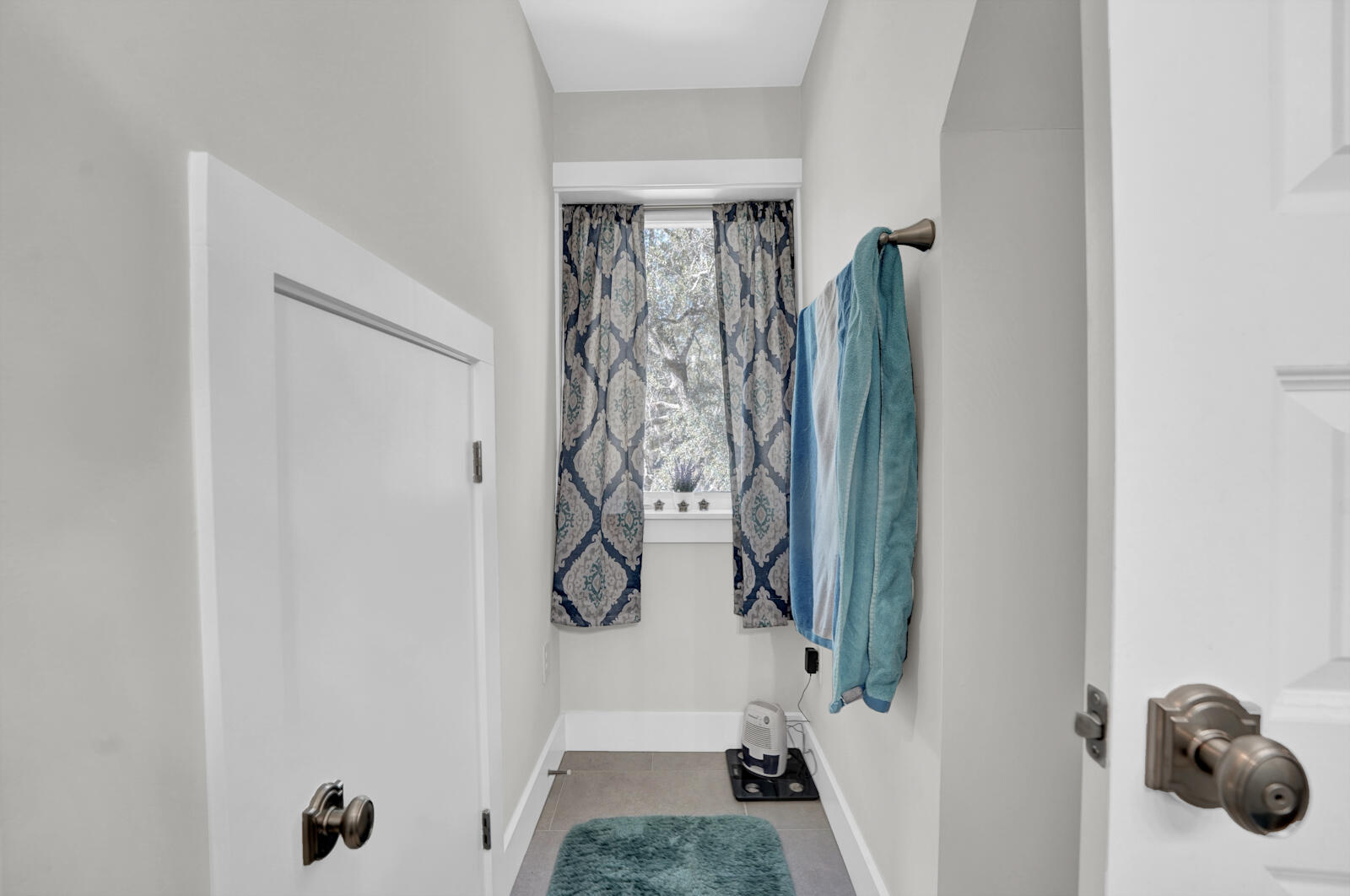 1020 Bay Grove Road Freeport, FL 32439 - Photo 52 of 71 Carriage House Bathroom