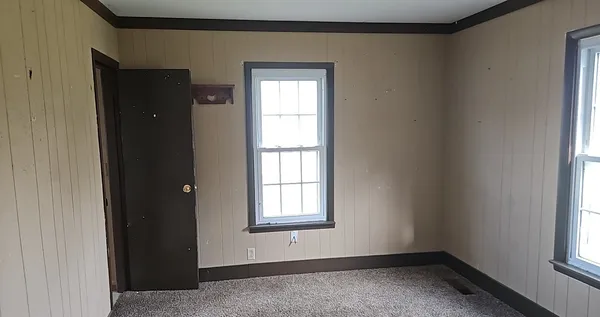 $85,000 | 1208 East Randolph Street, McLeansboro, IL 62859