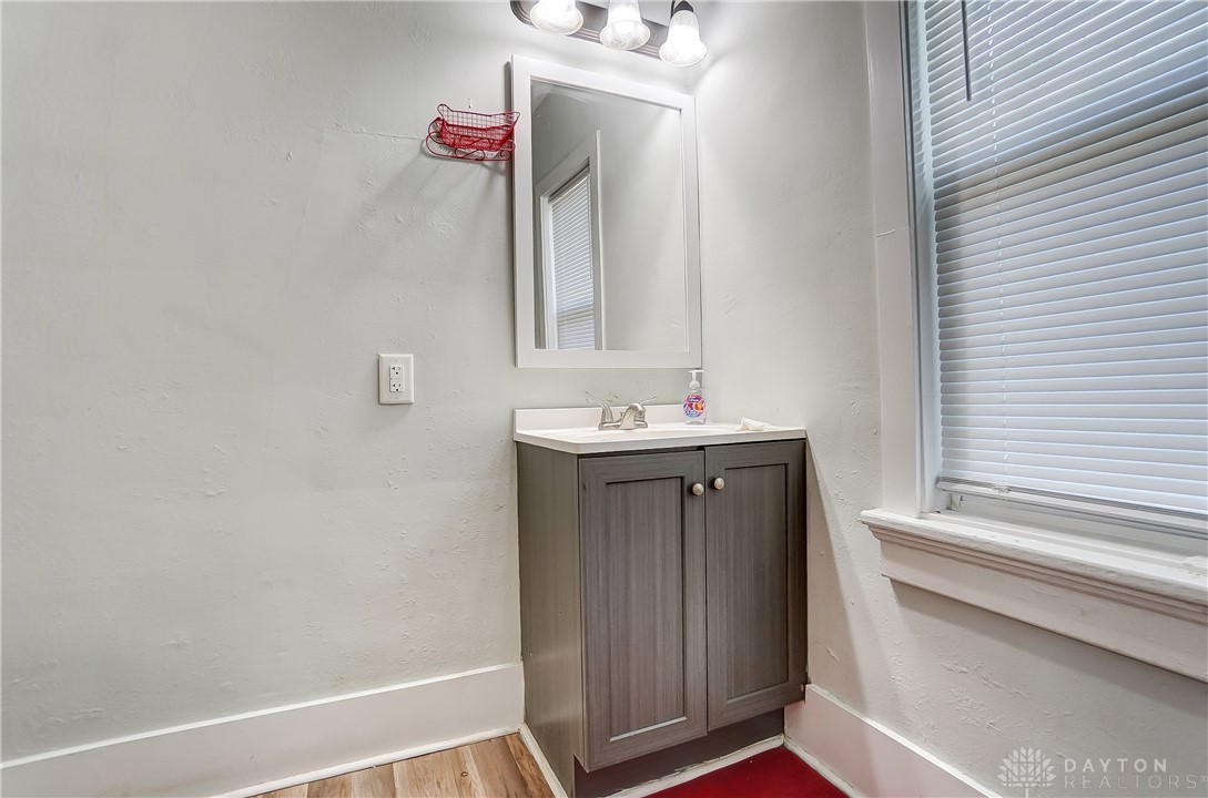 325 Roxbury Road Dayton, OH 45417 - Photo 14 of 17 Gallery Image 14