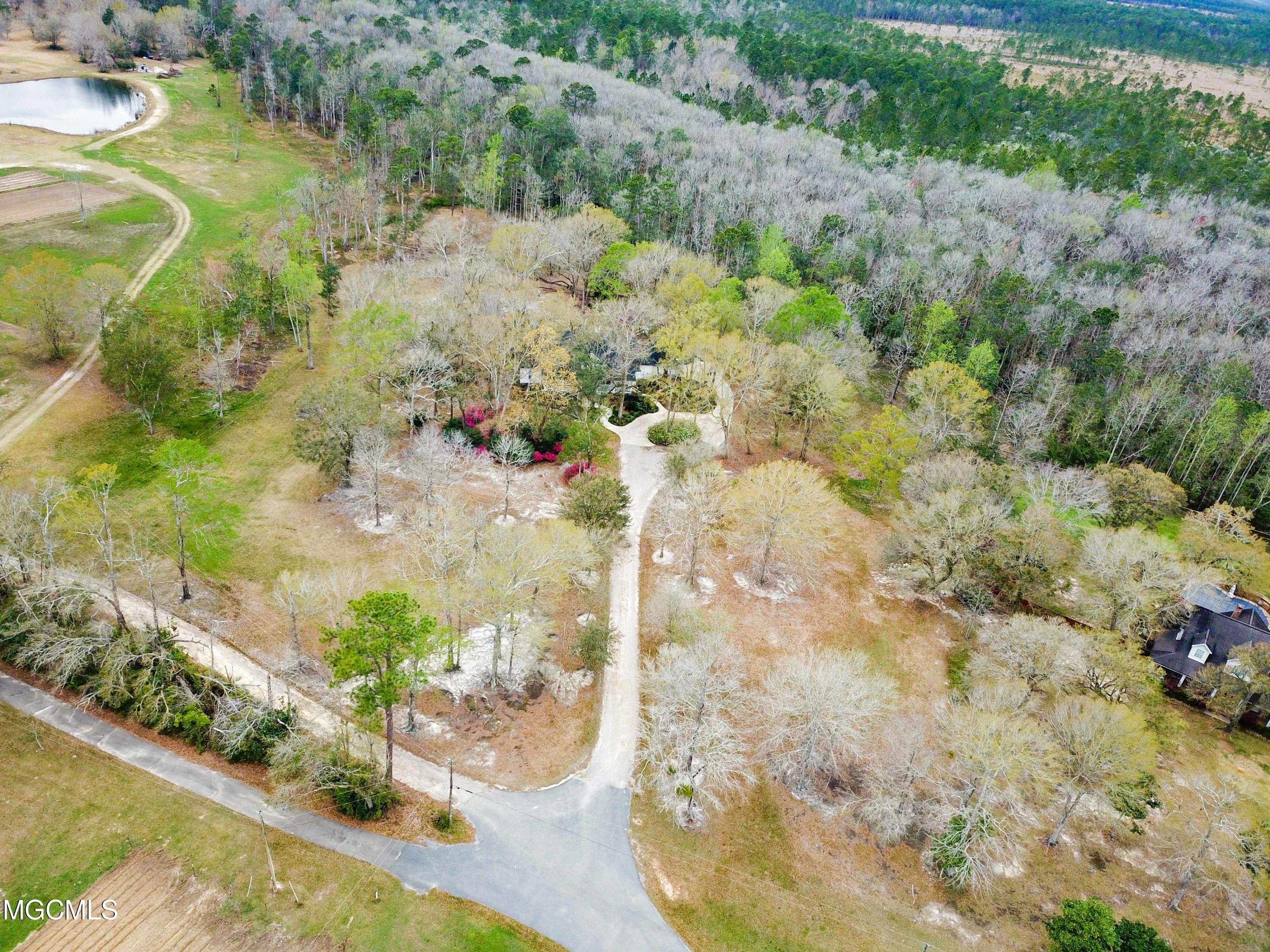 10551 Antioch Road Vancleave, MS 39565 - Photo 45 of 54 010