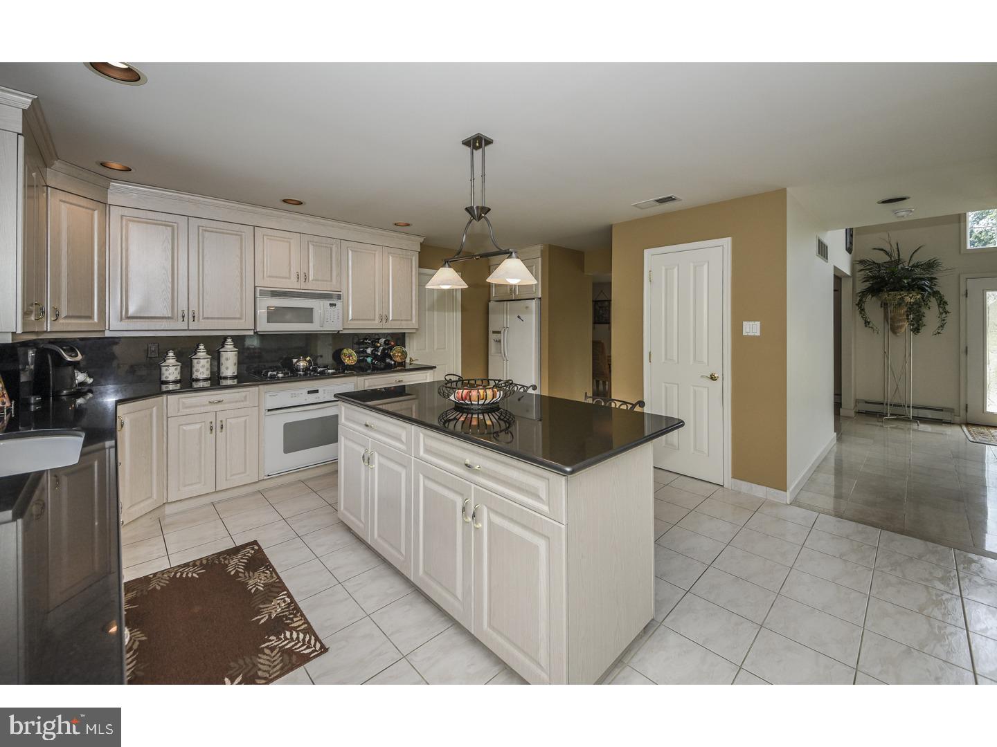 1019 Welsh Road Philadelphia, PA 19115 - Photo 17 of 50