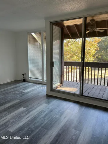 $79,000 | 226 Lakeside Villa, Unit D, Diamondhead, MS 39525