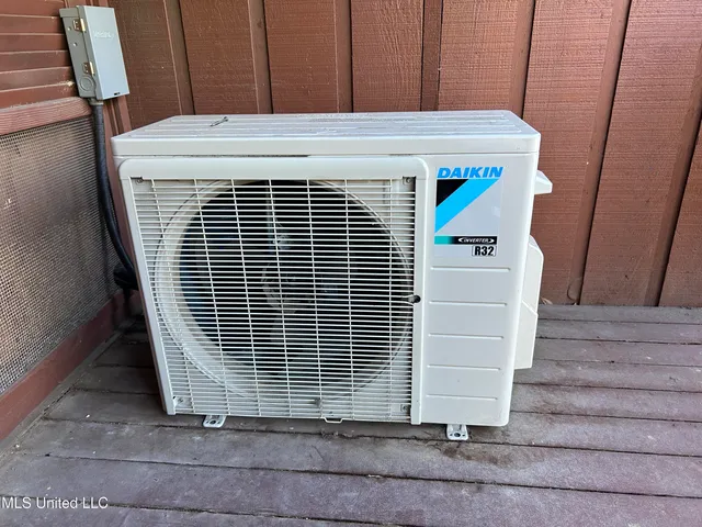 $79,000 | 226 Lakeside Villa, Unit D, Diamondhead, MS 39525