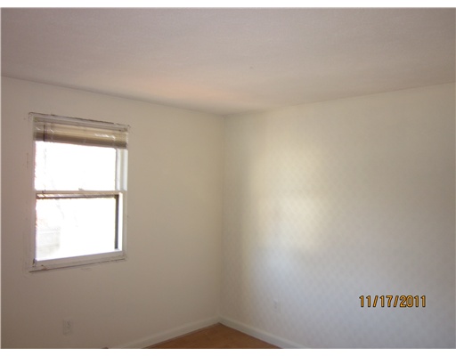 98 Tennyson Road Warwick, RI 02888 - Photo 3 of 7 Bedroom.
