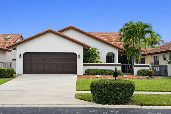 $4,500 | 21583 Villa Nova Drive, Boca Raton, FL 33433