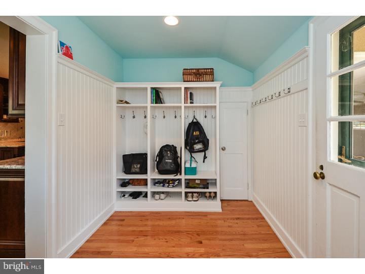 85 Crestline Road Wayne, PA 19087 - Photo 23 of 25 Mud Room
