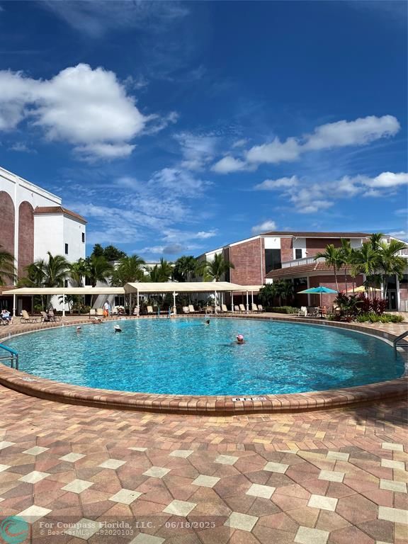 15 Markham A, Unit 15 Deerfield Beach, FL 33442 - Photo 40 of 45 a view of a big yard