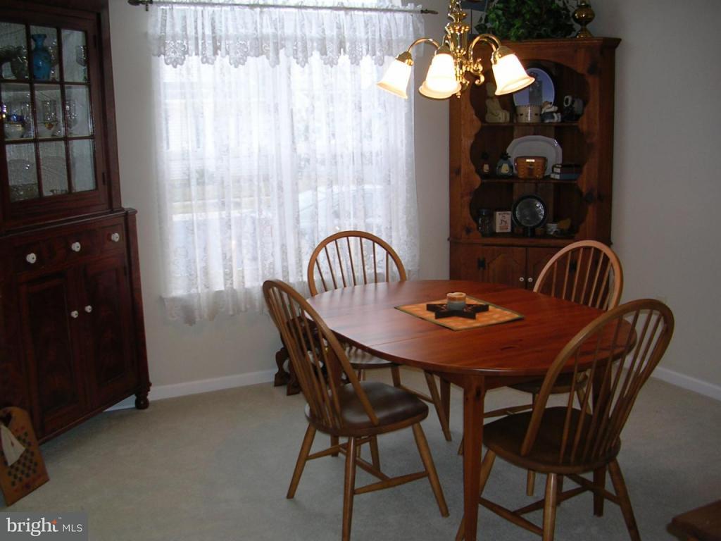 1208 Brighton Avenue Lititz, PA 17543 - Photo 4 of 7 Gallery Image 4