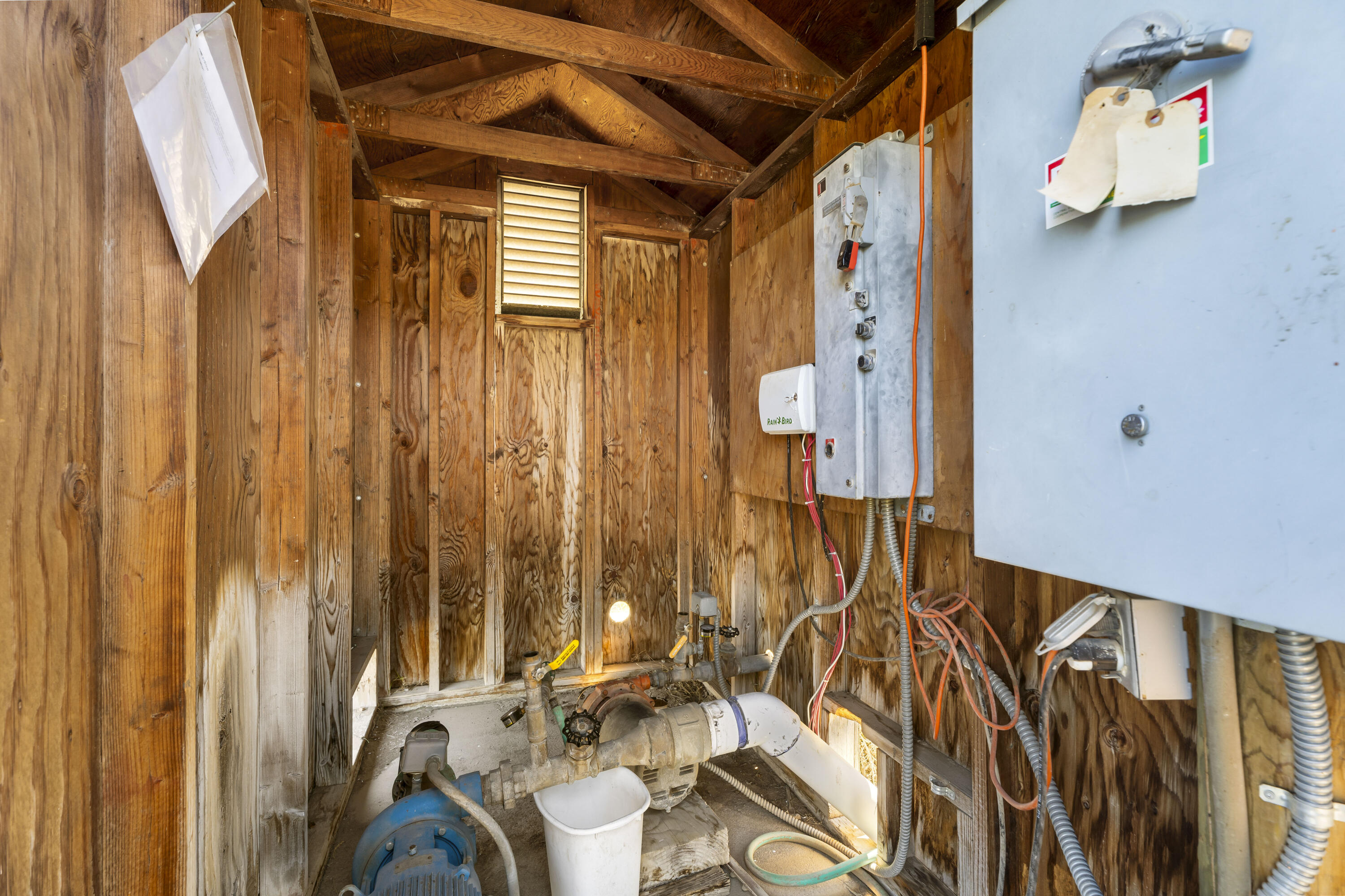 20875 Sholes Road Bend, OR 97702 - Photo 83 of 88 Pump House