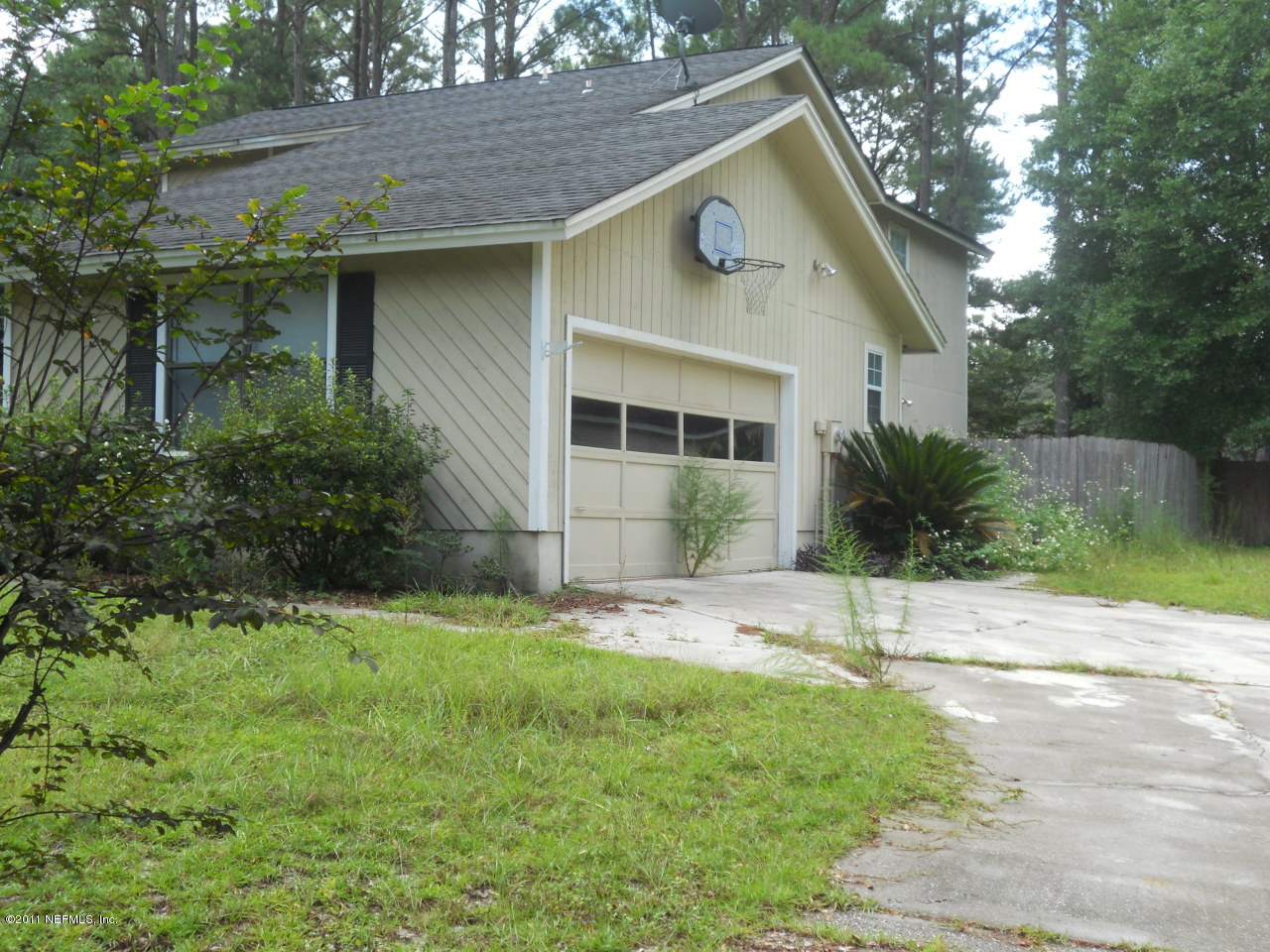 4377 Banks Road Middleburg, FL 32068 - Photo 27 of 55 side entry garage