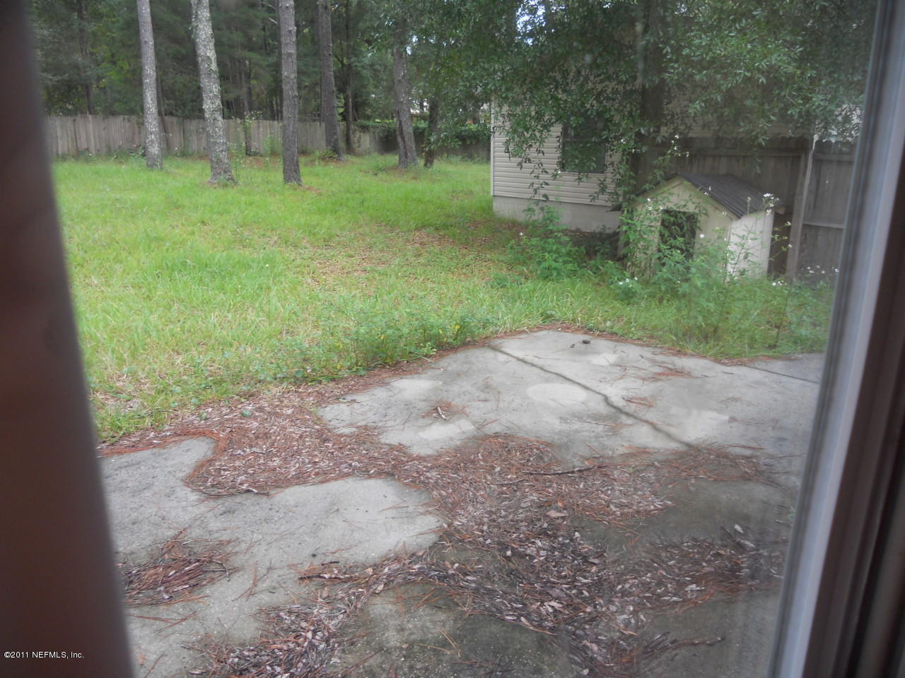 4377 Banks Road Middleburg, FL 32068 - Photo 31 of 55 dog house