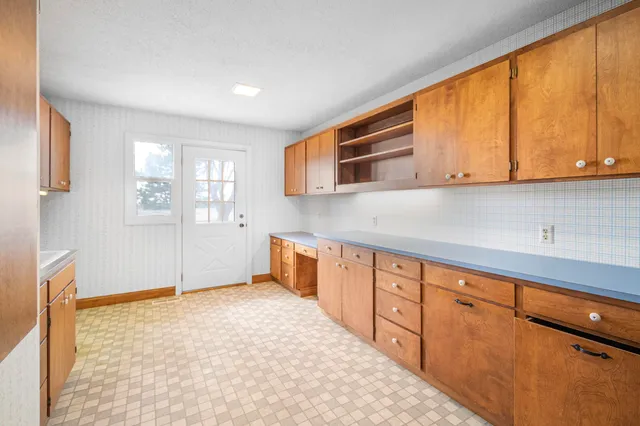 $575,000 | 14114 Airway Drive East, Odessa, WA 99159