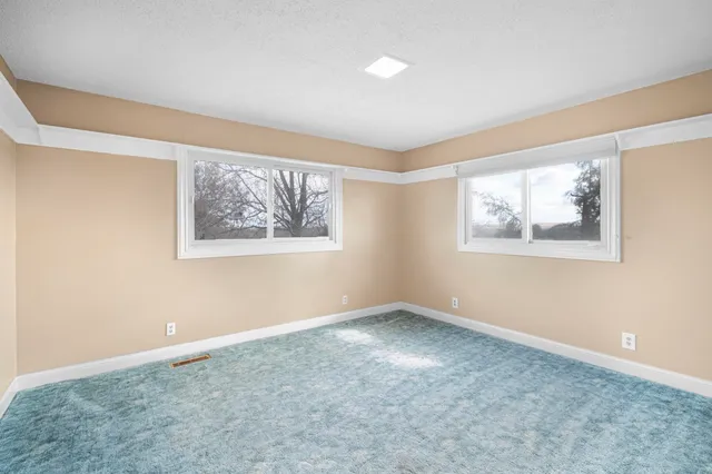 $575,000 | 14114 Airway Drive East, Odessa, WA 99159