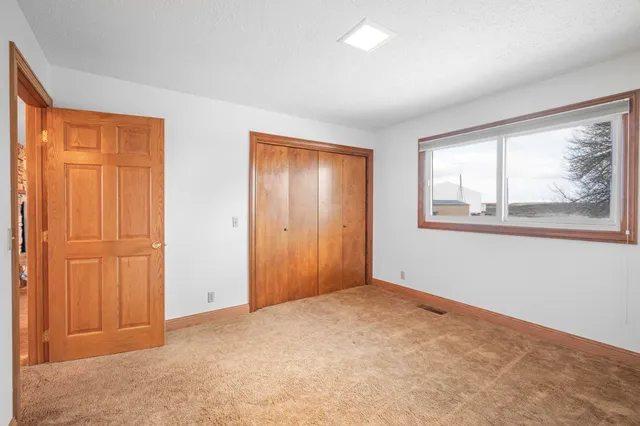 $575,000 | 14114 Airway Drive East, Odessa, WA 99159