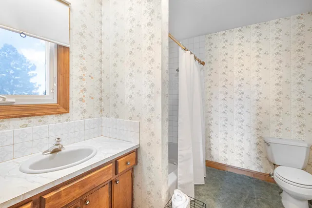 $575,000 | 14114 Airway Drive East, Odessa, WA 99159