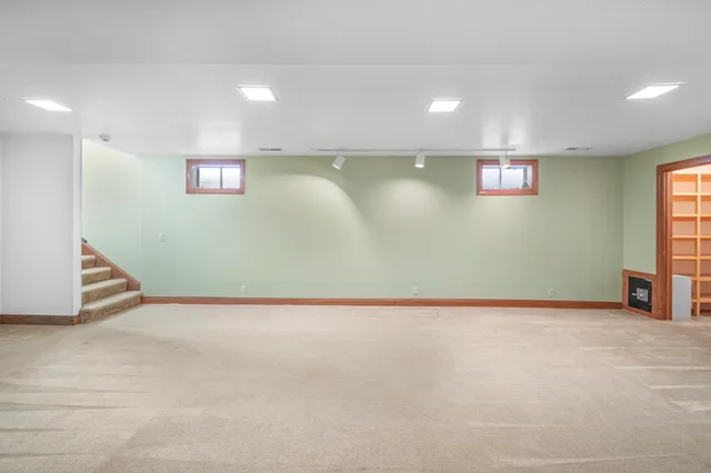 $575,000 | 14114 Airway Drive East, Odessa, WA 99159