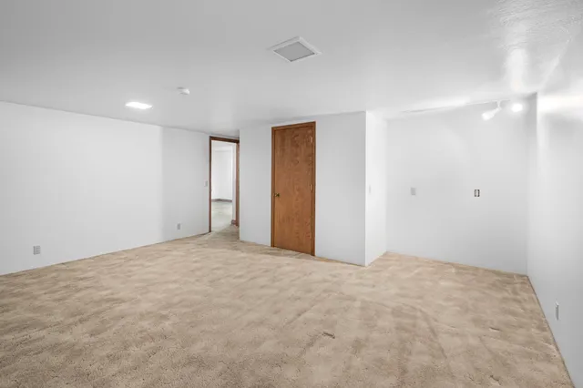 $575,000 | 14114 Airway Drive East, Odessa, WA 99159