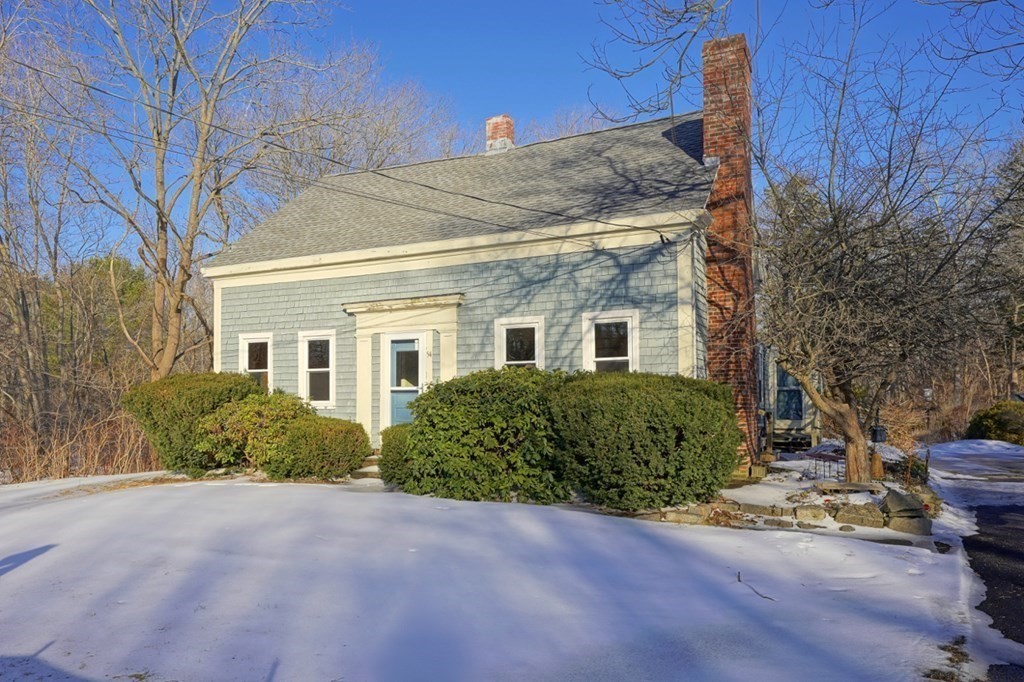 54 Lafayette Road Salisbury, MA 01952 - Photo 3 of 30 a front view of a house with a yard