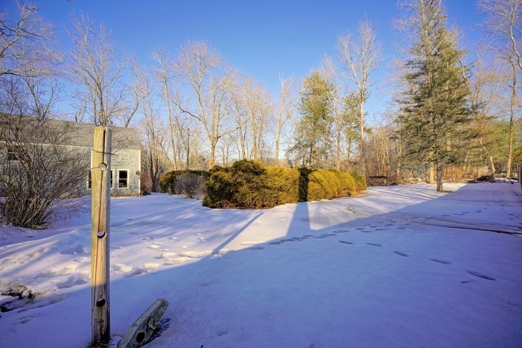 54 Lafayette Road Salisbury, MA 01952 - Photo 8 of 30 a view of yard