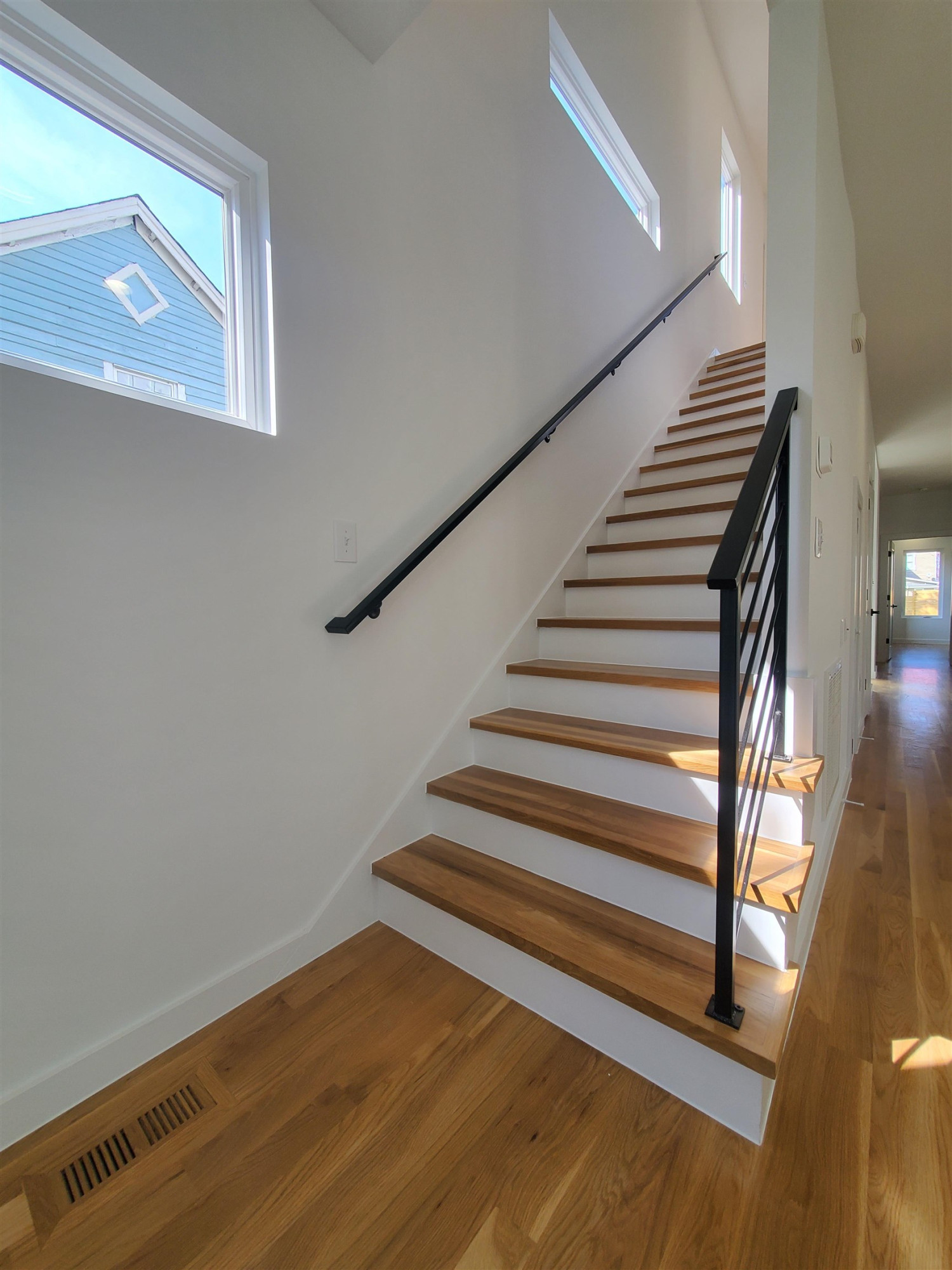 221 Bledsoe Avenue Raleigh, NC 27601 - Photo 13 of 28 Photo 13