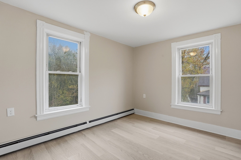 5 Russell Avenue Ashburnham, MA 01430 - Photo 23 of 33