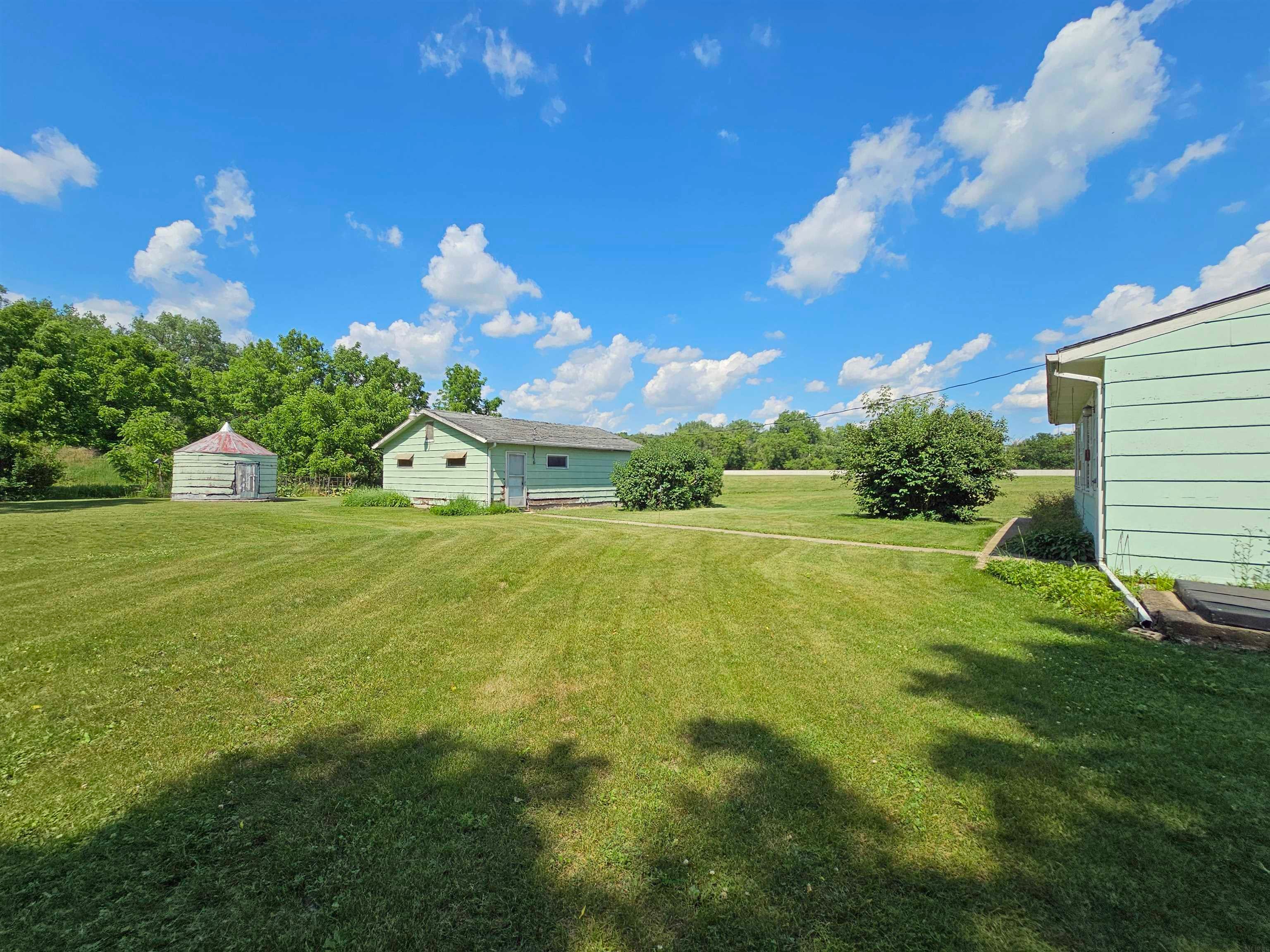 90 Mill Street Elgin, IA 52141 - Photo 17 of 20 Gallery Image 17