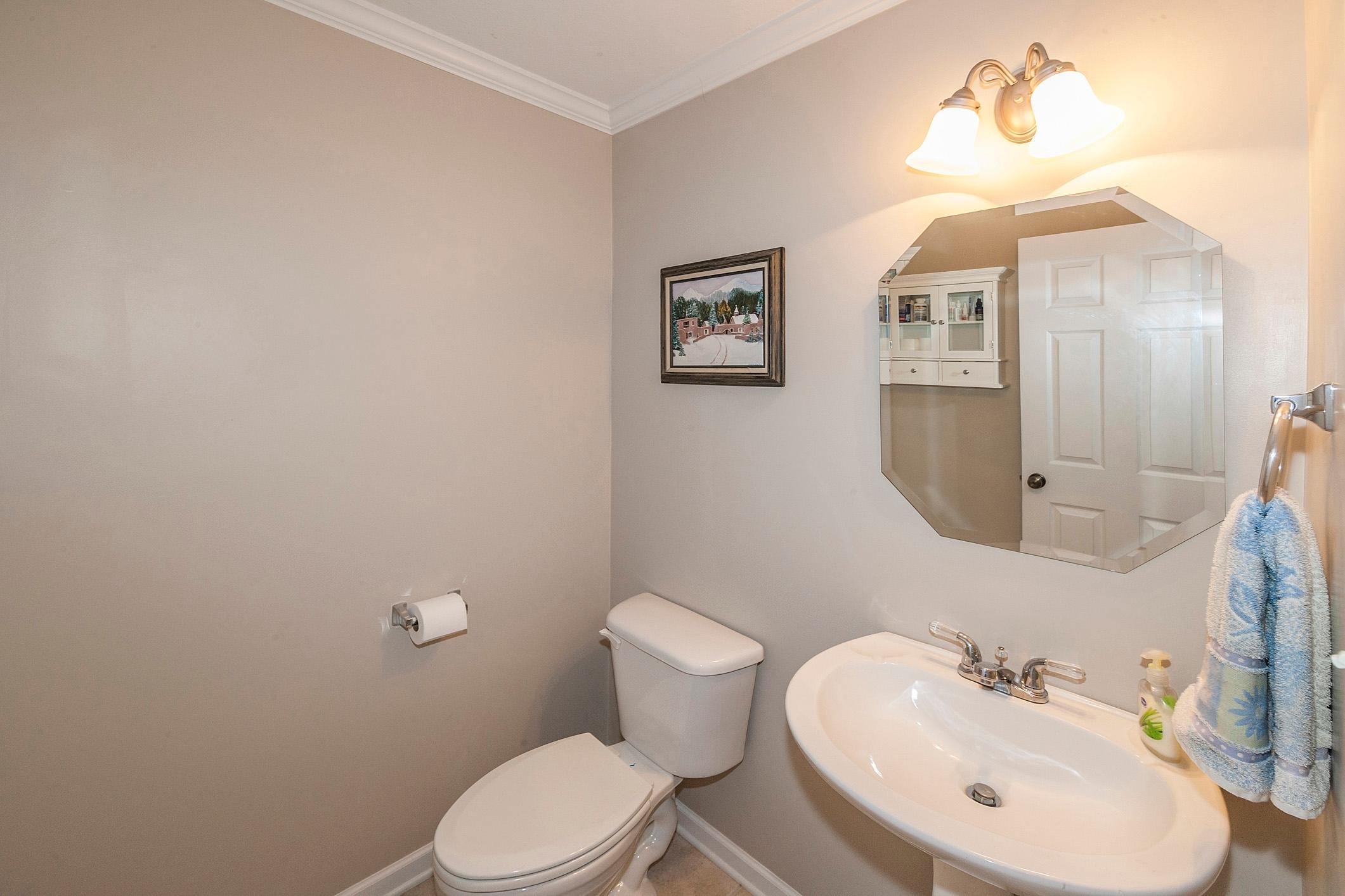1601 Cheney Road Knoxville, TN 37922 - Photo 8 of 24 Half Bath