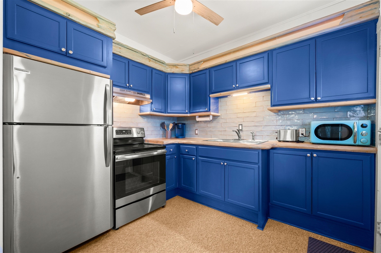 7321 Harbert Road Three Oaks, MI 49128 - Photo 11 of 36