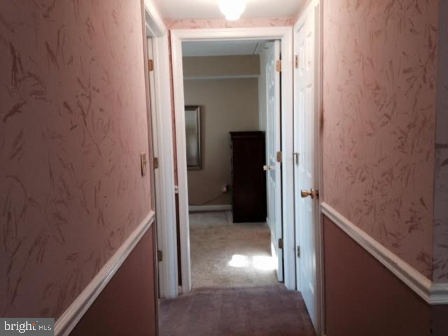 126 Brandon Road Norristown, PA 19403 - Photo 13 of 18 Hallway