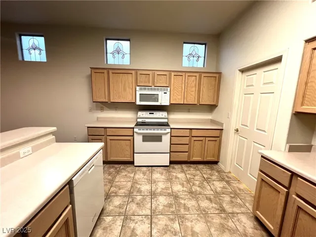 $1,891 | 10733 Clarion Lane, Las Vegas, NV 89134