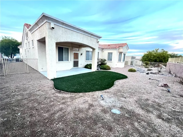 $1,891 | 10733 Clarion Lane, Las Vegas, NV 89134