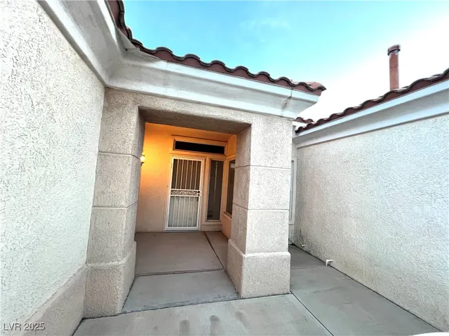 $1,891 | 10733 Clarion Lane, Las Vegas, NV 89134
