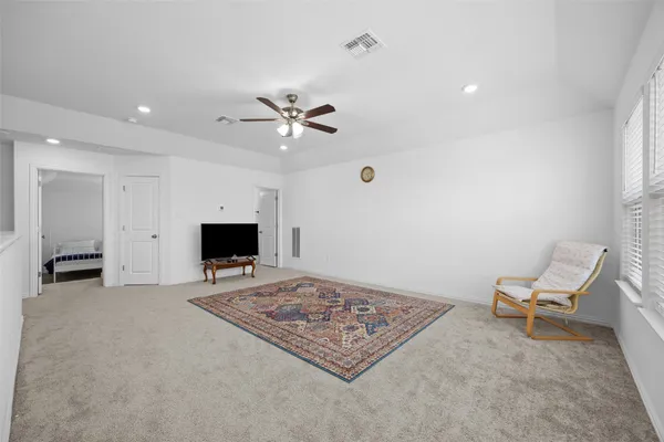 $2,850 | 303 Eagle Ford Drive, Kyle, TX 78640