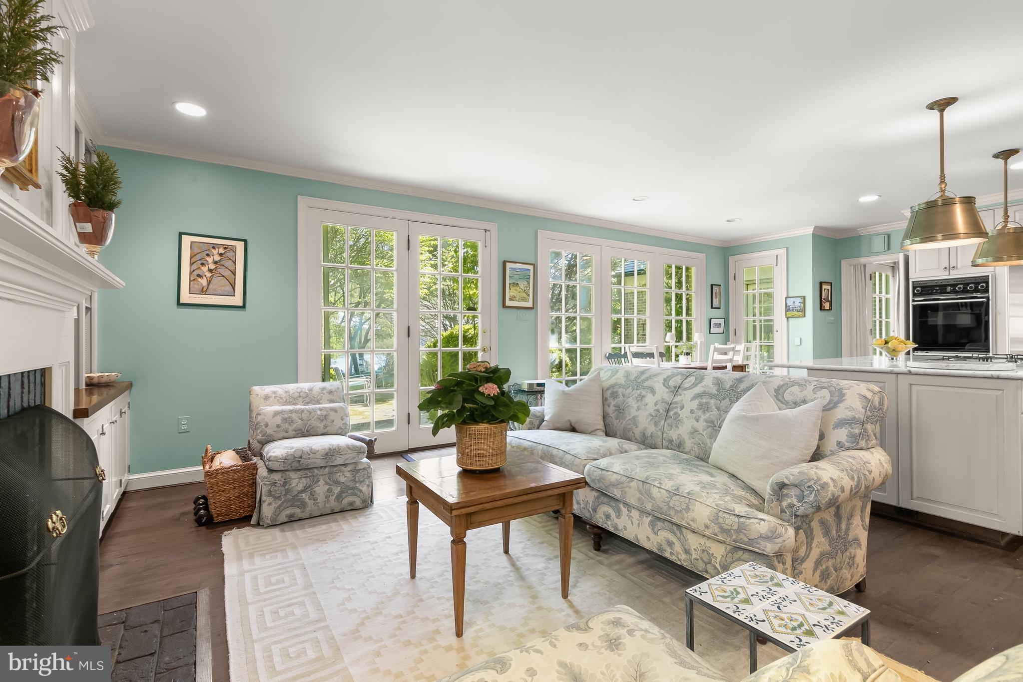 4423 Boxwood Road Bethesda, MD 20816 - Photo 11 of 30 Family Room