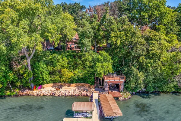 $849,000 | 1210 Albion Avenue, Fairmont, MN 56031