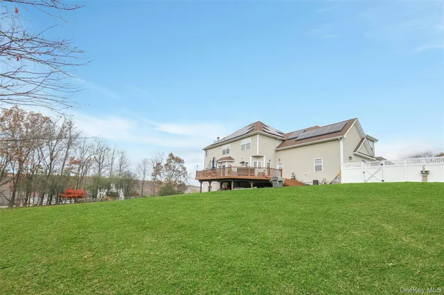 a house view with a outdoor space