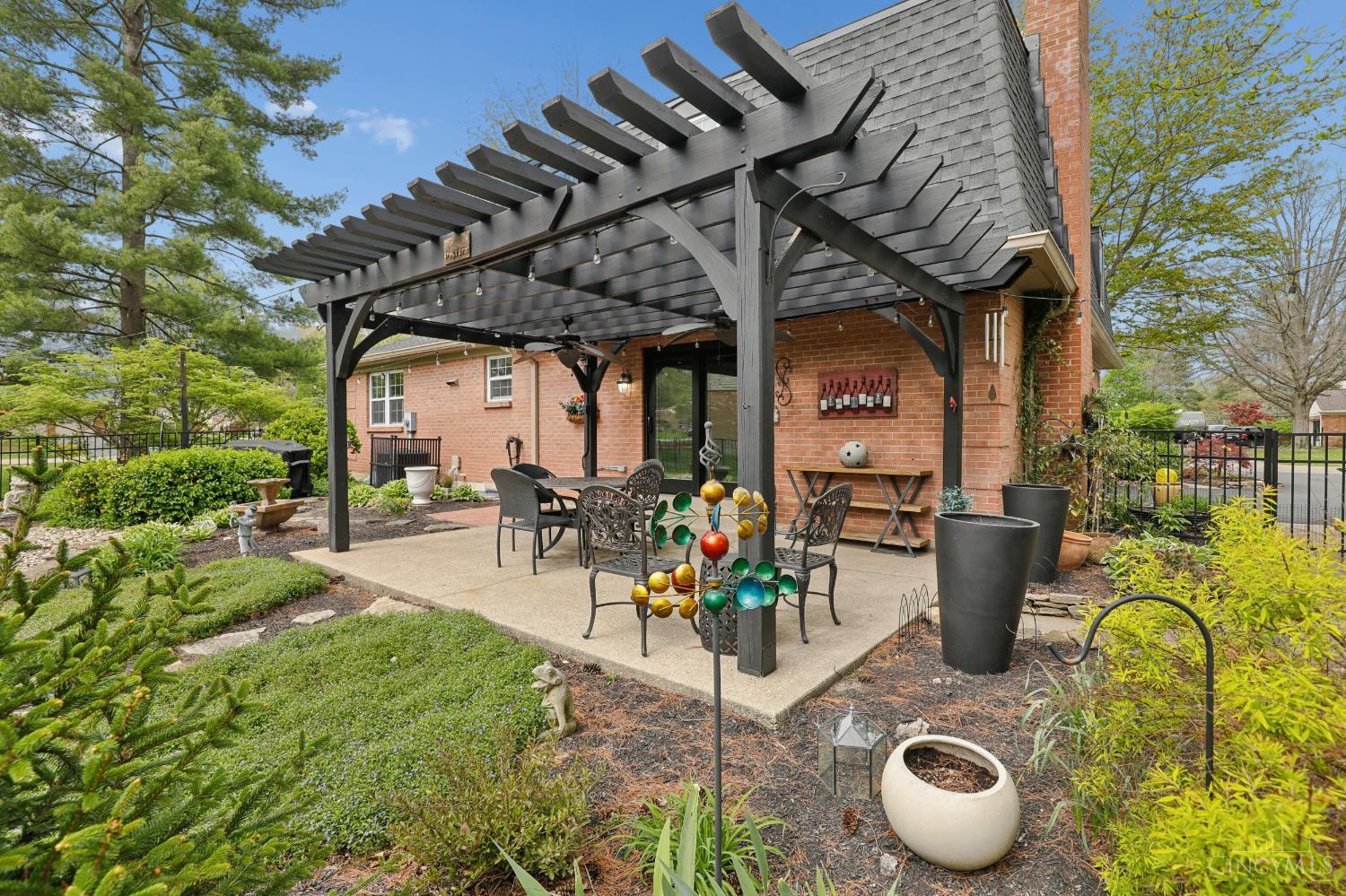 573 Pepper Ridge Road Cincinnati, OH 45244 - Photo 30 of 43
