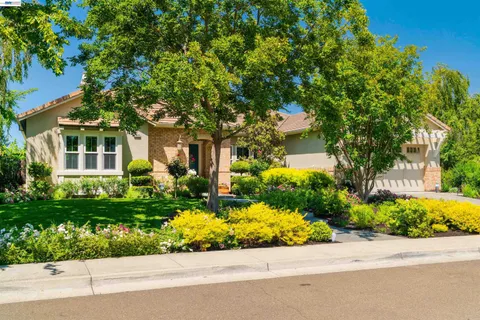$3,698,000 | 2205 Cameron Circle, Pleasanton, CA 94588