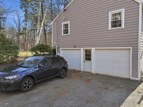$559,000 | 37 Woodlawn Drive, Sturbridge, MA 01566
