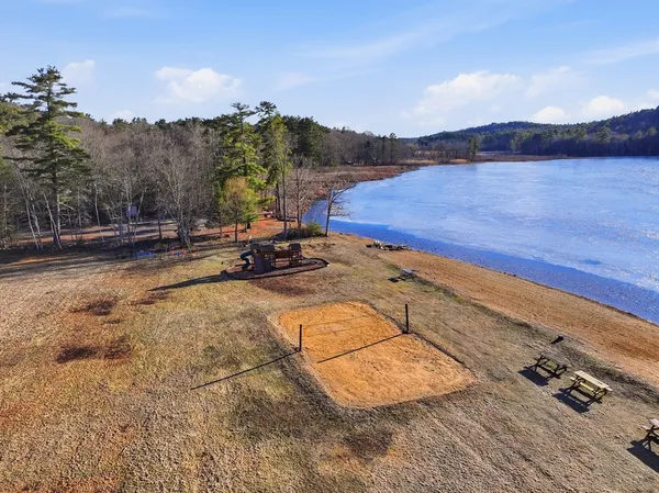 $559,000 | 37 Woodlawn Drive, Sturbridge, MA 01566